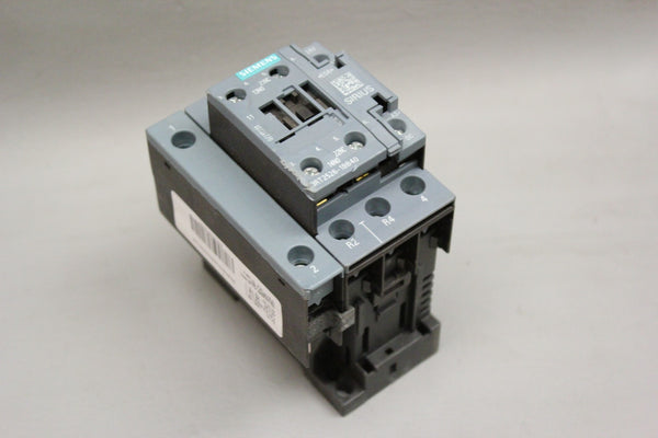 SIEMENS 3RT2526-1BB40 POWER CONTACTOR