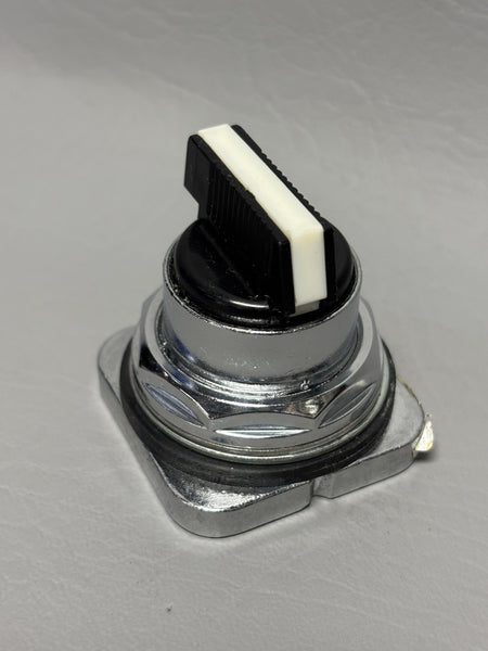 SIEMENS 52SA2DBB SELECTOR SWITCH CONTROL