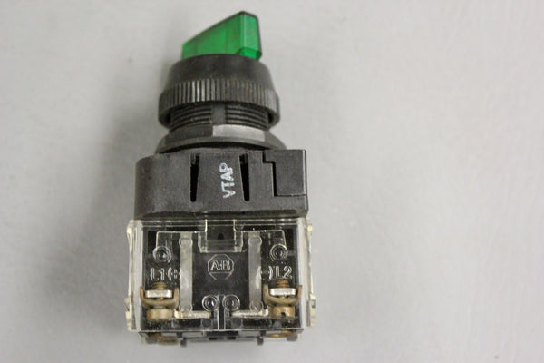 ALLEN BRADLEY SELECTOR SWITCH GREEN 800H-24JR-GH2KB7AXF