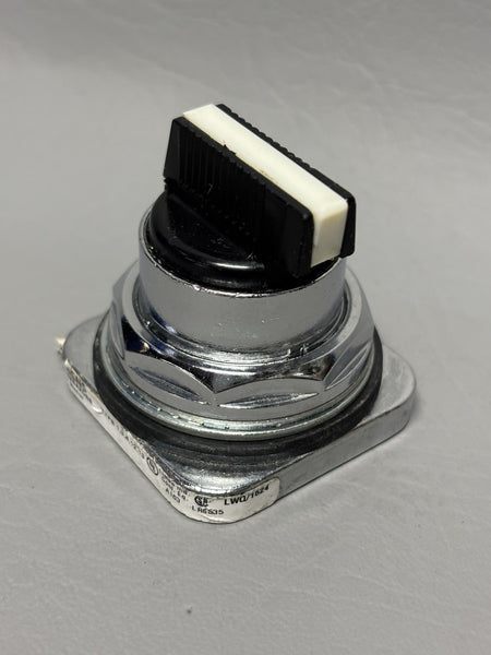 SIEMENS 52SA2DBB SELECTOR SWITCH CONTROL