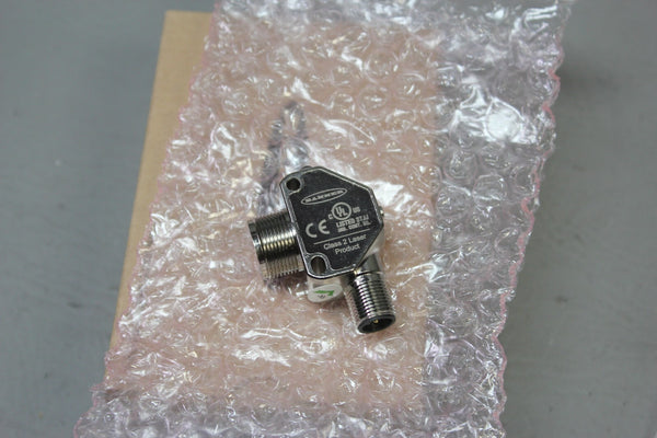 NEW BANNER LASER CONTRAST SENSOR Q3XTBLD100-Q8