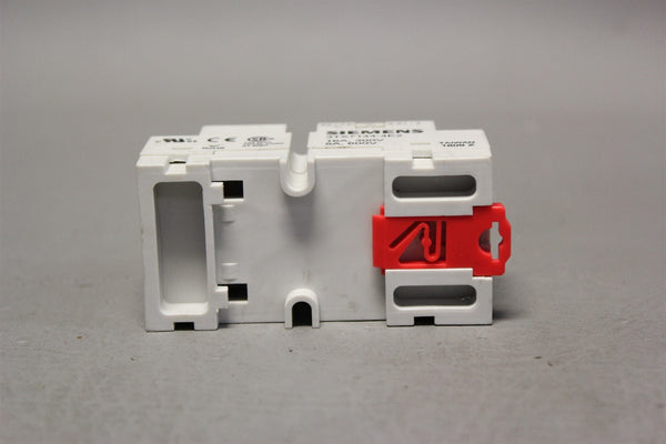 Unused SIEMENS plug-in relay socket 3TX7144-4E2