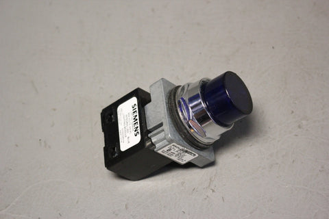UNUSED SIEMENS 52PL4N5 BLUE ILLUMINATED PUSHBUTTON