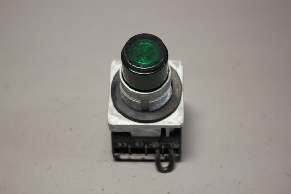 SIEMENS 52PT6G3A GREEN PILOT LIGHT & 2BJK CONTACT BLOCK