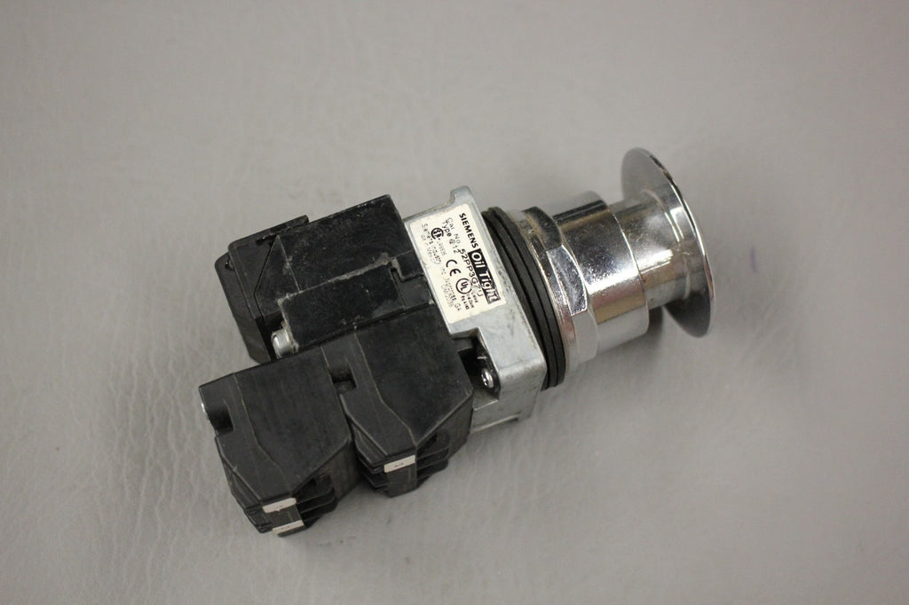 SIEMENS 52PP3G7U 52PP3G2UB GREEN OIL TIGHT PUSHBUTTON