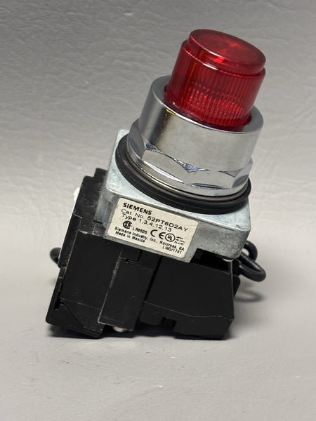 SIEMENS 52PT6D2AY ILLUMINATED RED PUSHBUTTON