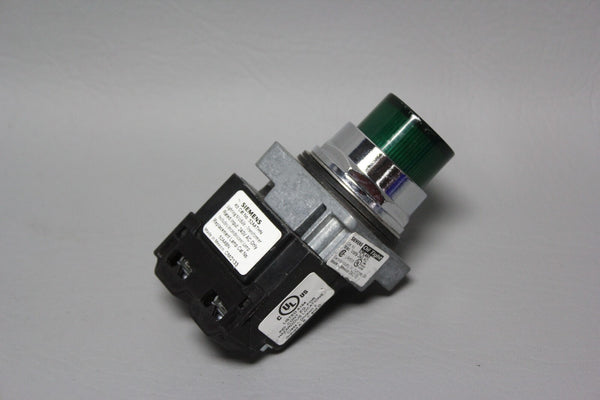 SIEMENS GREEN OIL TIGHT PILOT LIGHT 52PL4H3 W/ 52AATHN