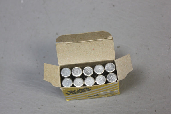 1 BOX OF 10 NEW BUSSMANN BUSS FNQ-R-3 FUSES