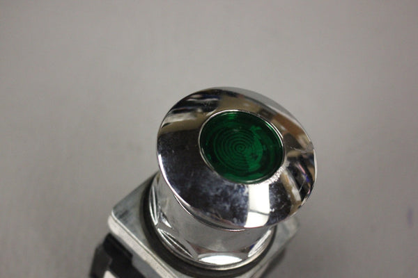SIEMENS  52PP2G3AB 52AATG3B GREEN OIL TIGHT PUSHBUTTON