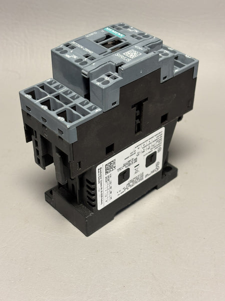 Siemens 3RT2024-2BB40 Sirius Contactor 3P 380V 12A - DC 24V