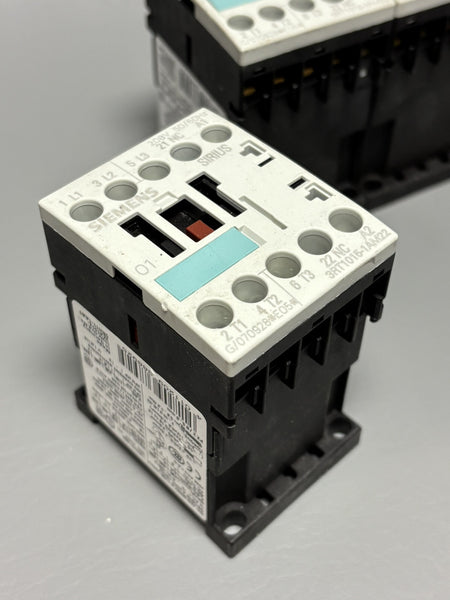 3- Siemens 3RT1015-1AM22 Sirius Power Contactor 3RT10151AM22